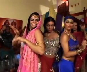 Real Hindu Indian Dancing..